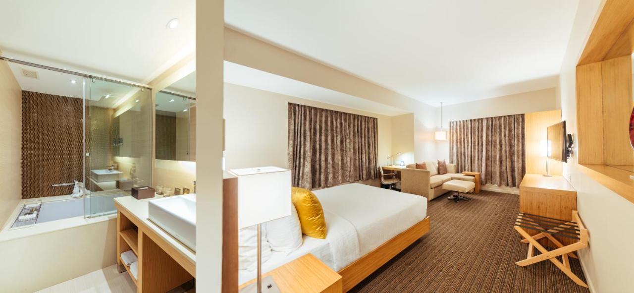 Novotel Lucknow Gomti Nagar Extérieur photo