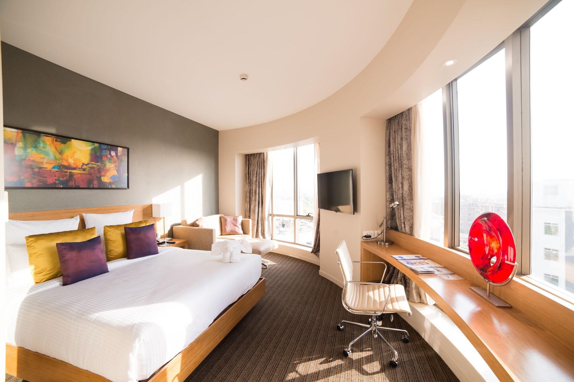 Novotel Lucknow Gomti Nagar Extérieur photo