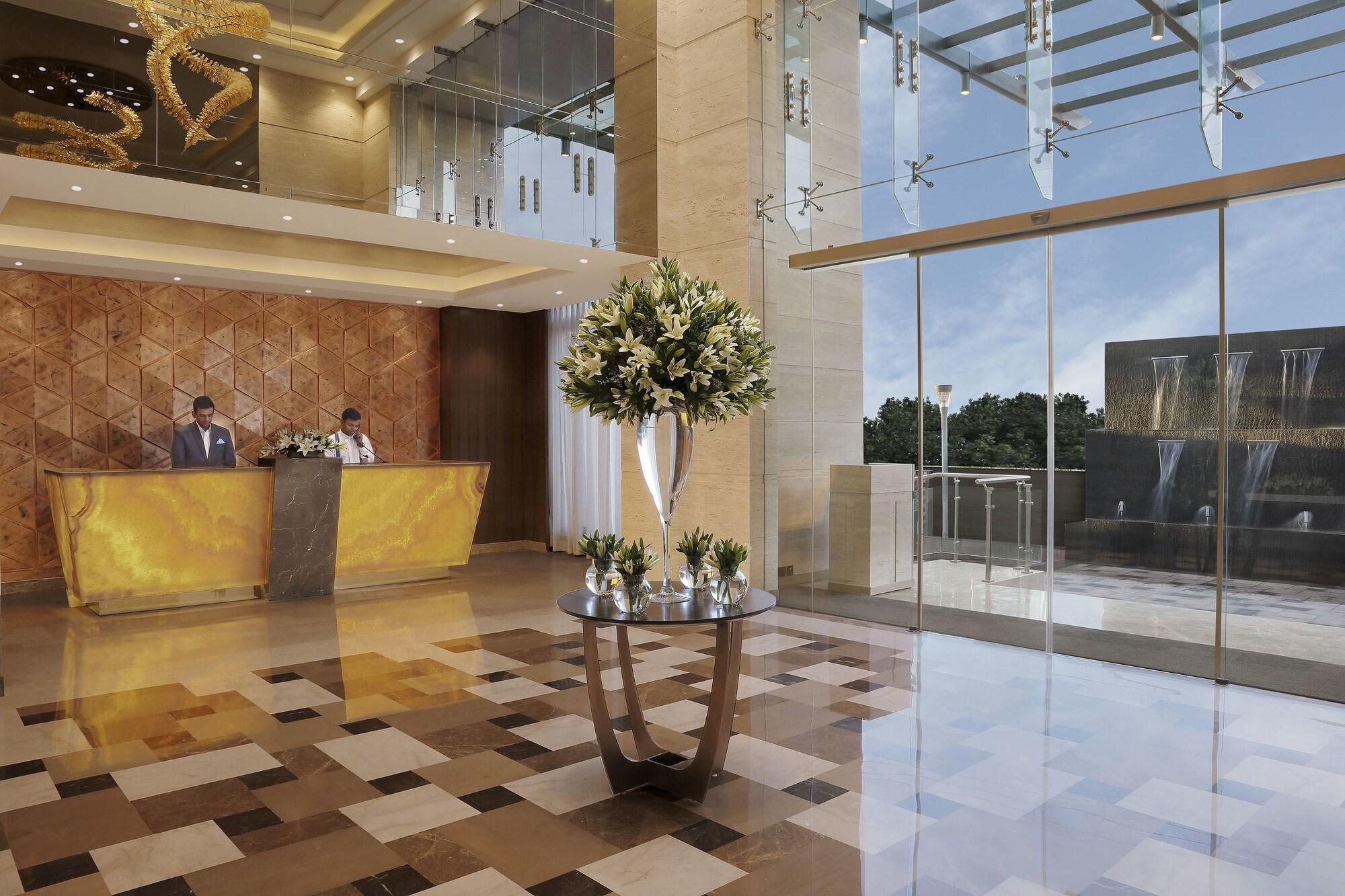 Novotel Lucknow Gomti Nagar Extérieur photo