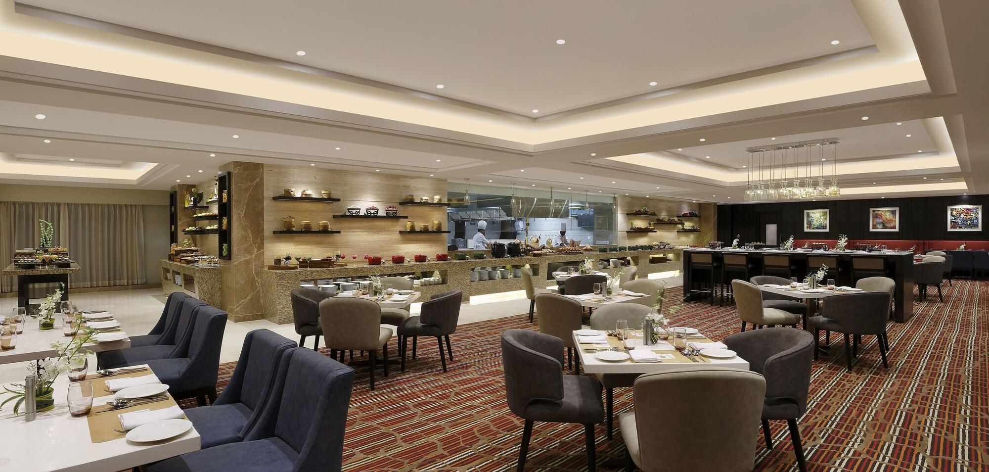 Novotel Lucknow Gomti Nagar Extérieur photo