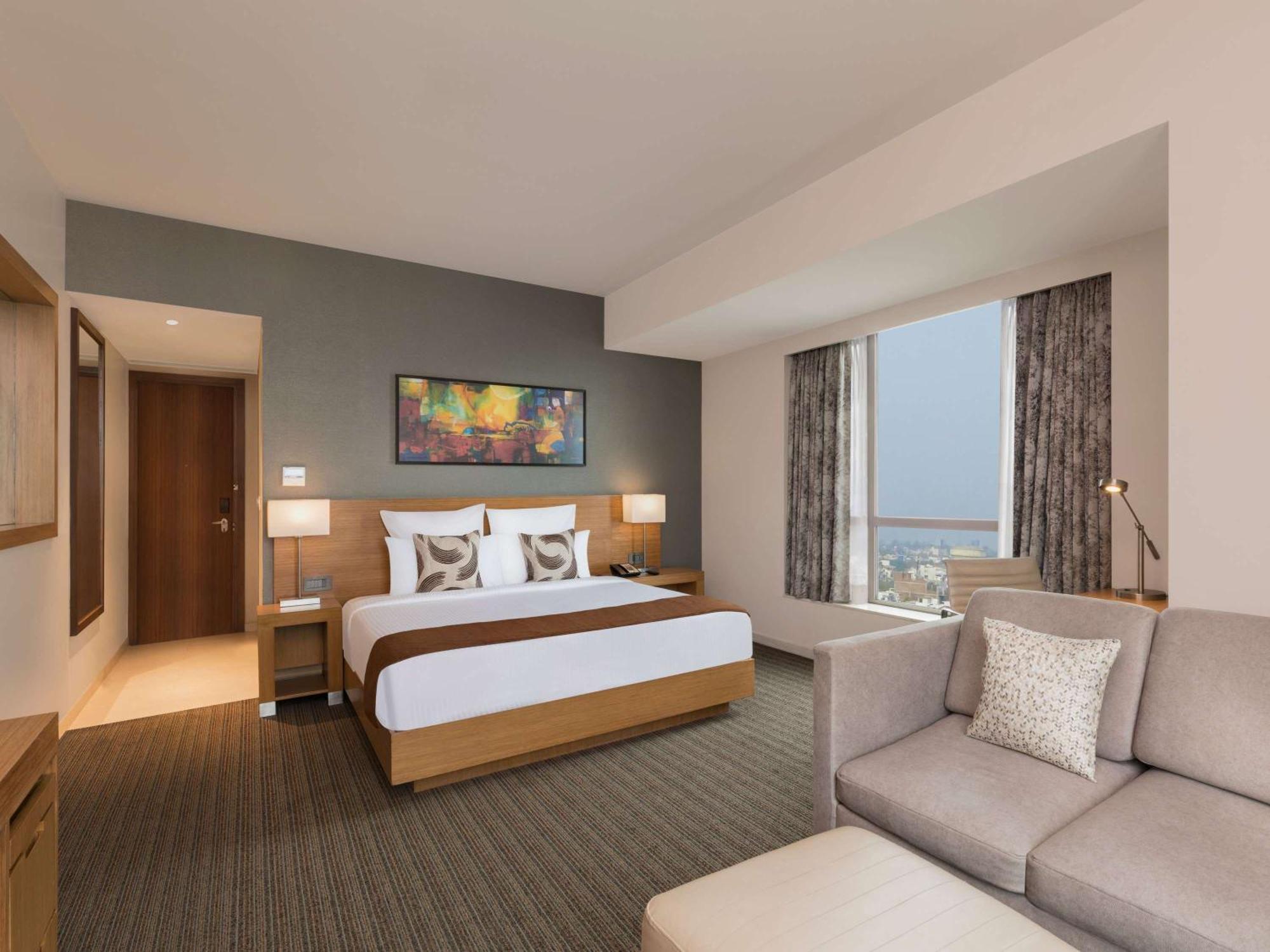 Novotel Lucknow Gomti Nagar Extérieur photo