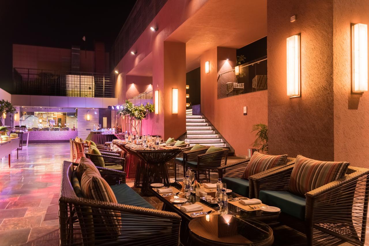 Novotel Lucknow Gomti Nagar Extérieur photo